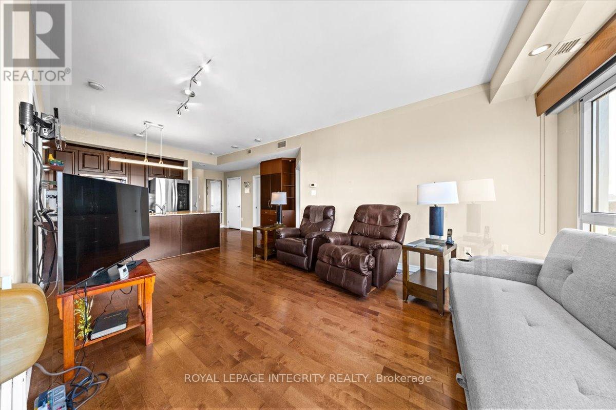 1907 - 70 Landry Street