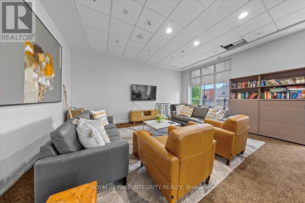 1907 - 70 Landry Street