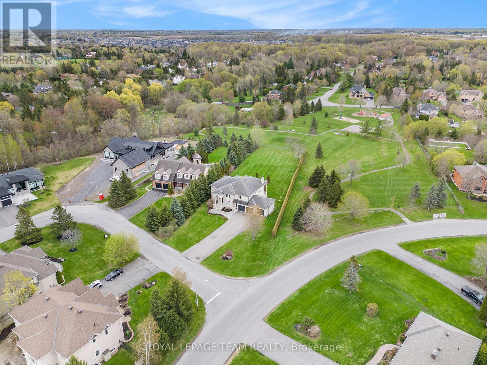 5386 Mansel Crescent
