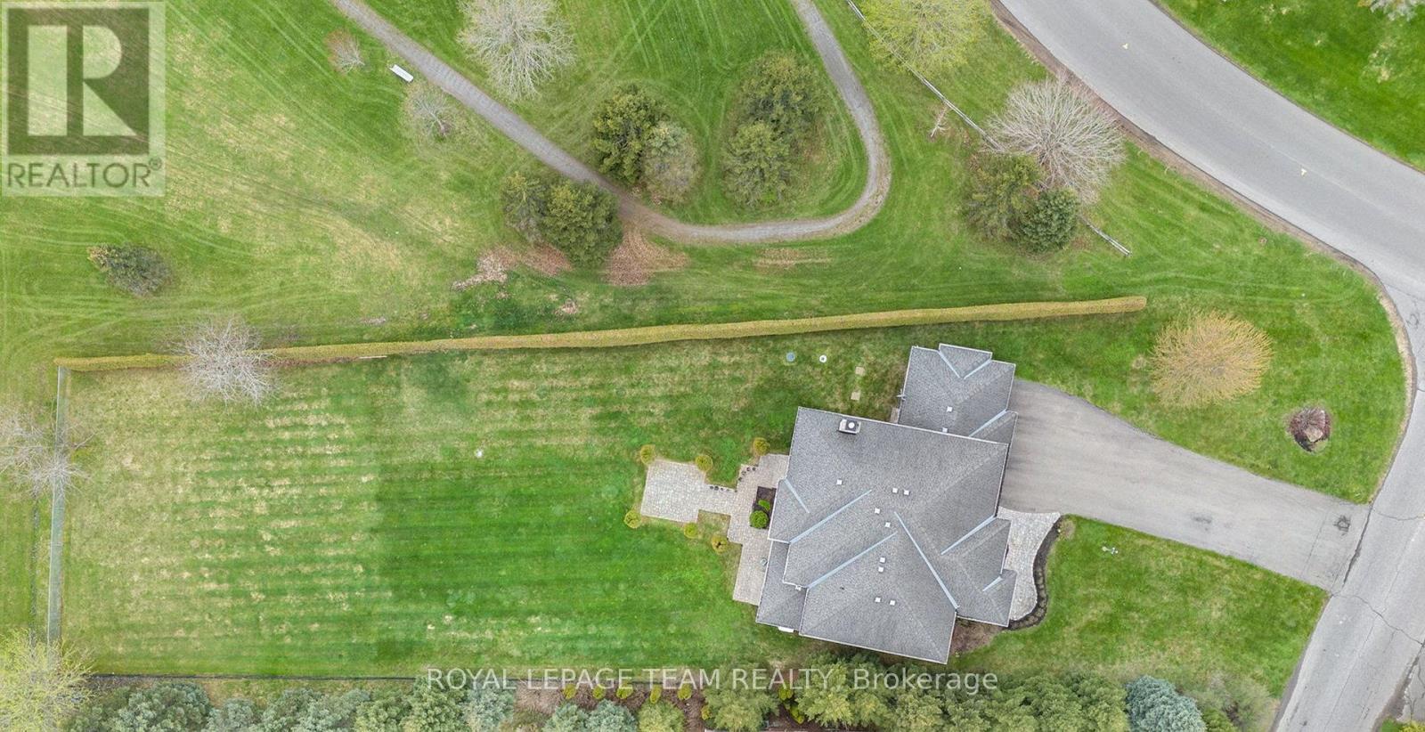 5386 Mansel Crescent