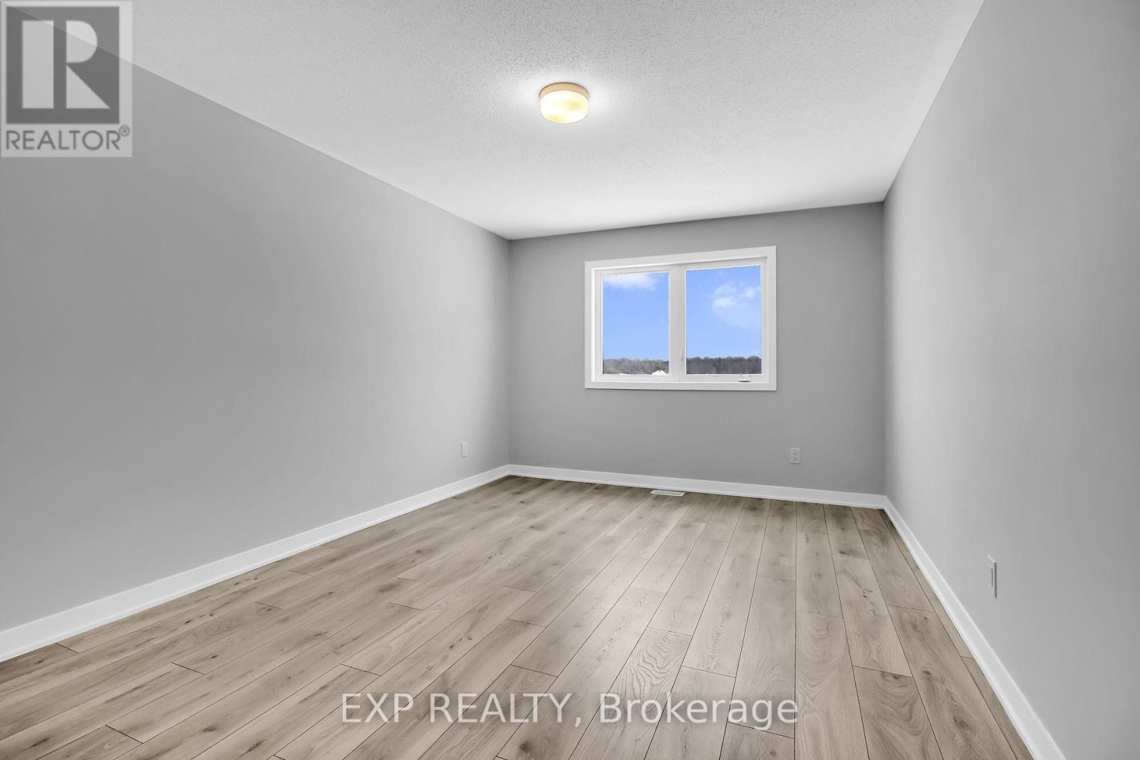 301 Cornflower Row