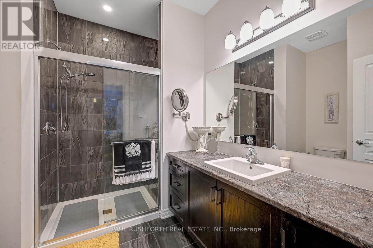 701 Du Rivage Street
