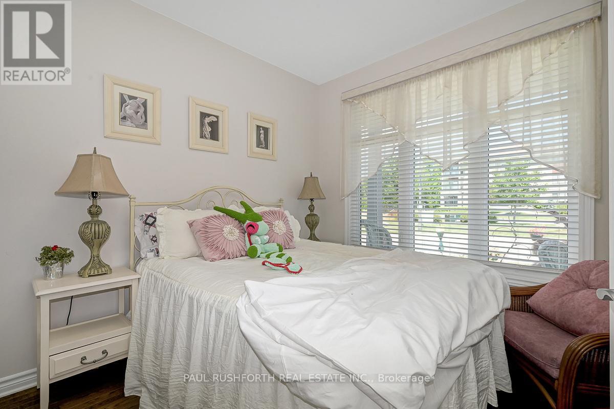 701 Du Rivage Street