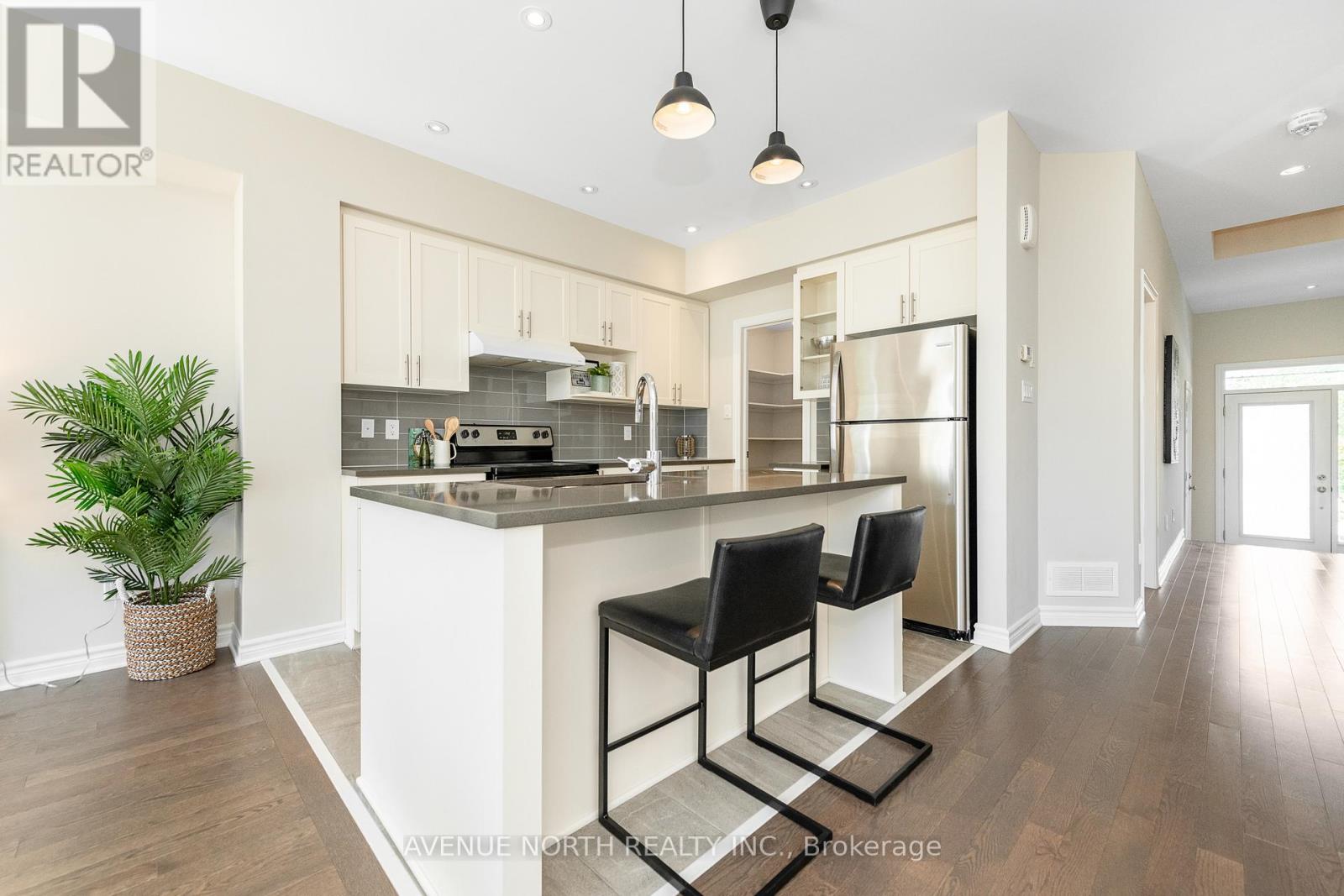 172 Larimar Circle