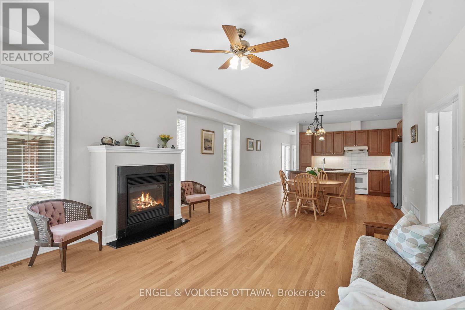 120 Manorhill Private
