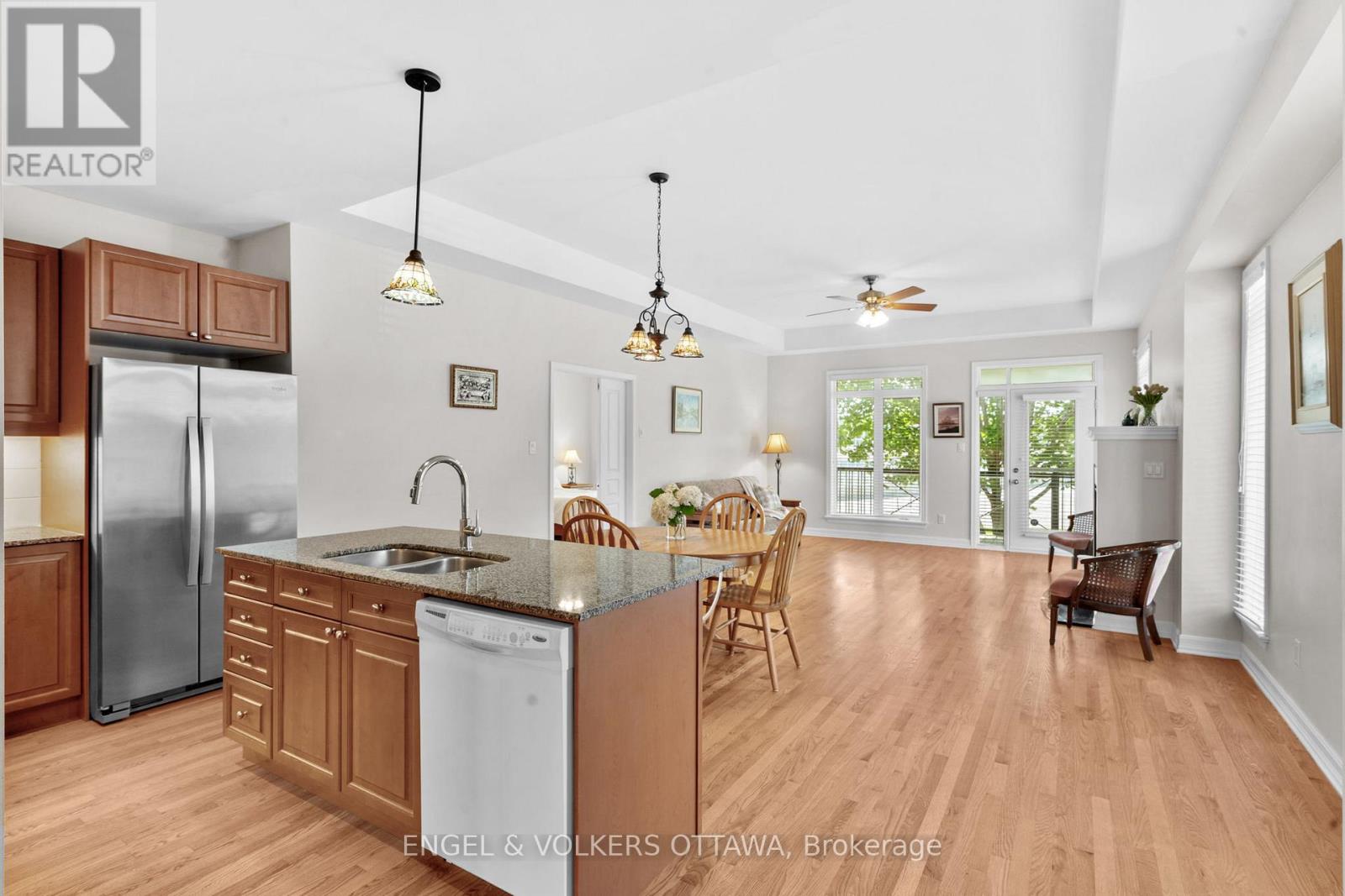 120 Manorhill Private