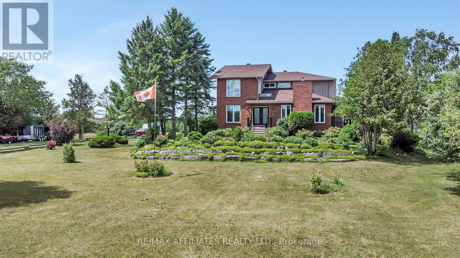 101 Carterfarm Crescent