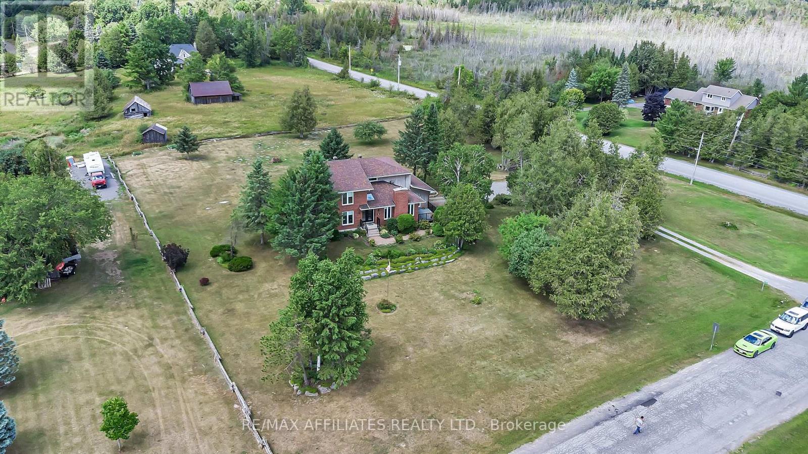 101 Carterfarm Crescent