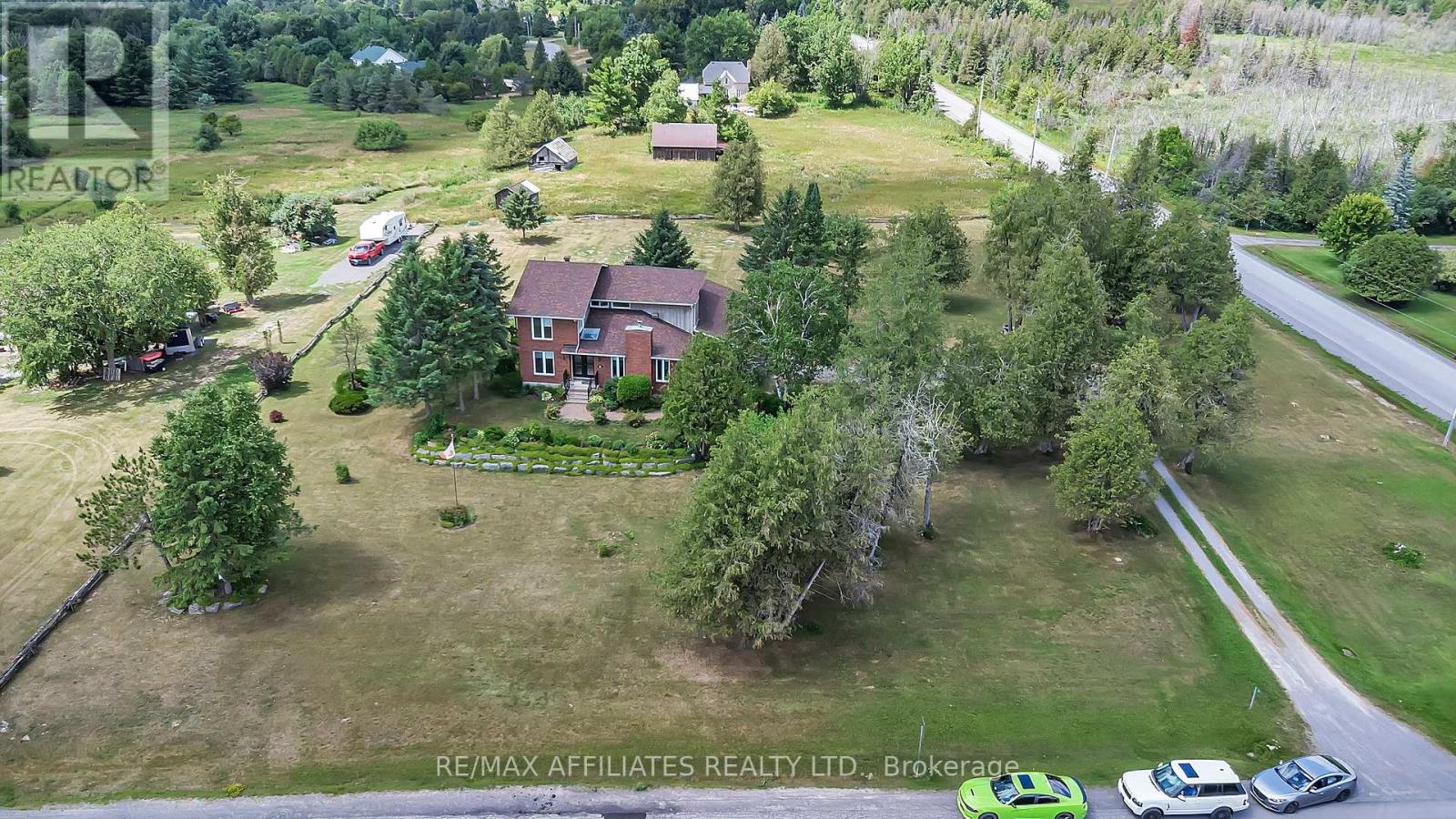 101 Carterfarm Crescent