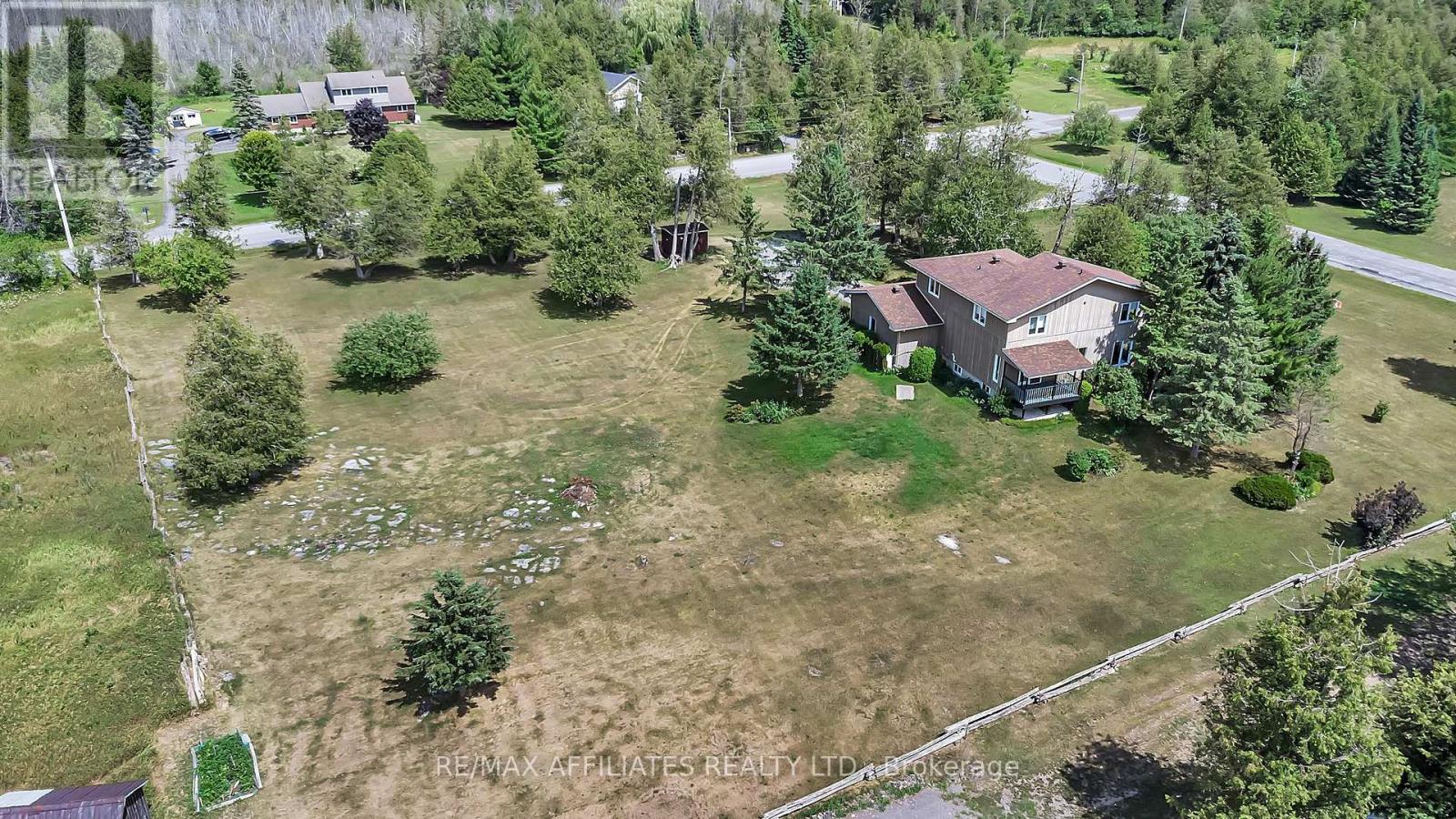 101 Carterfarm Crescent