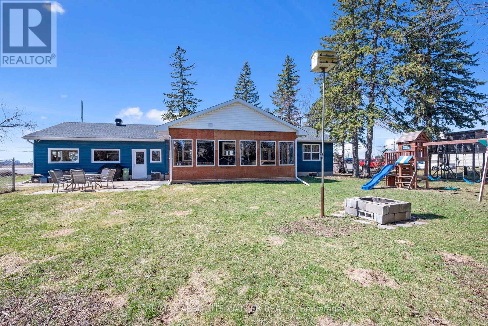 2477 Merivale Road