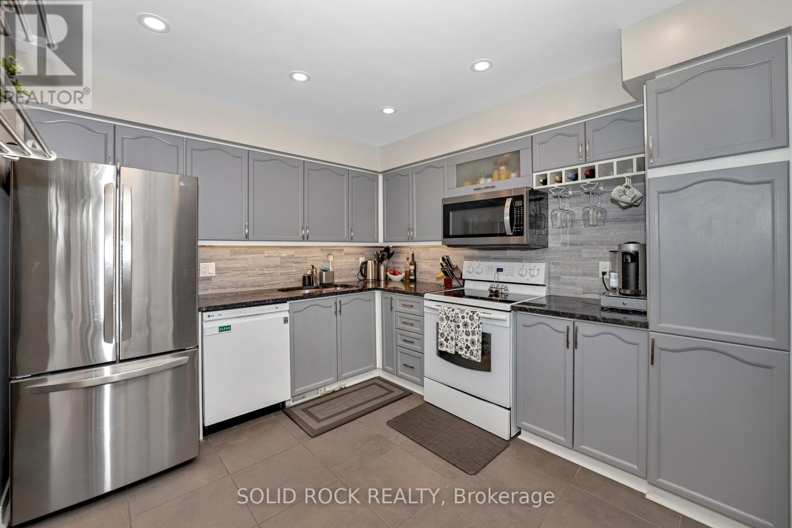 37 Grenadier Way