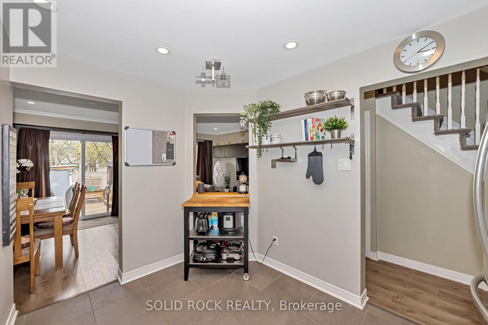 37 Grenadier Way