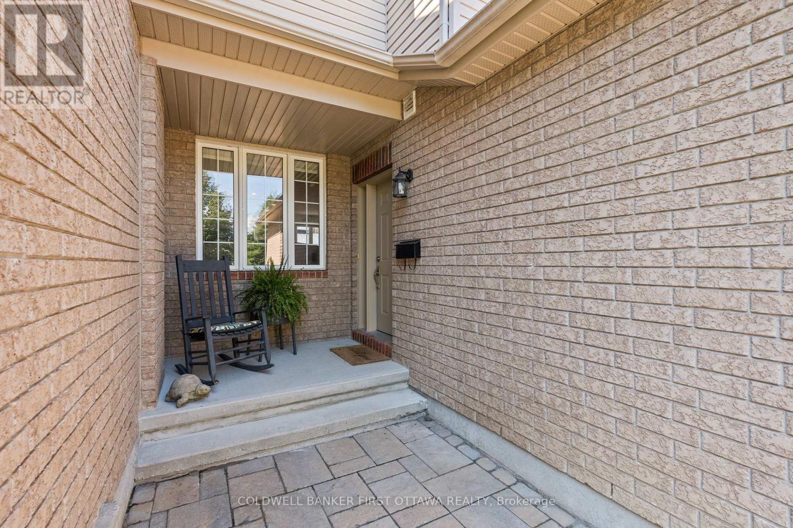 280 Applecross Crescent