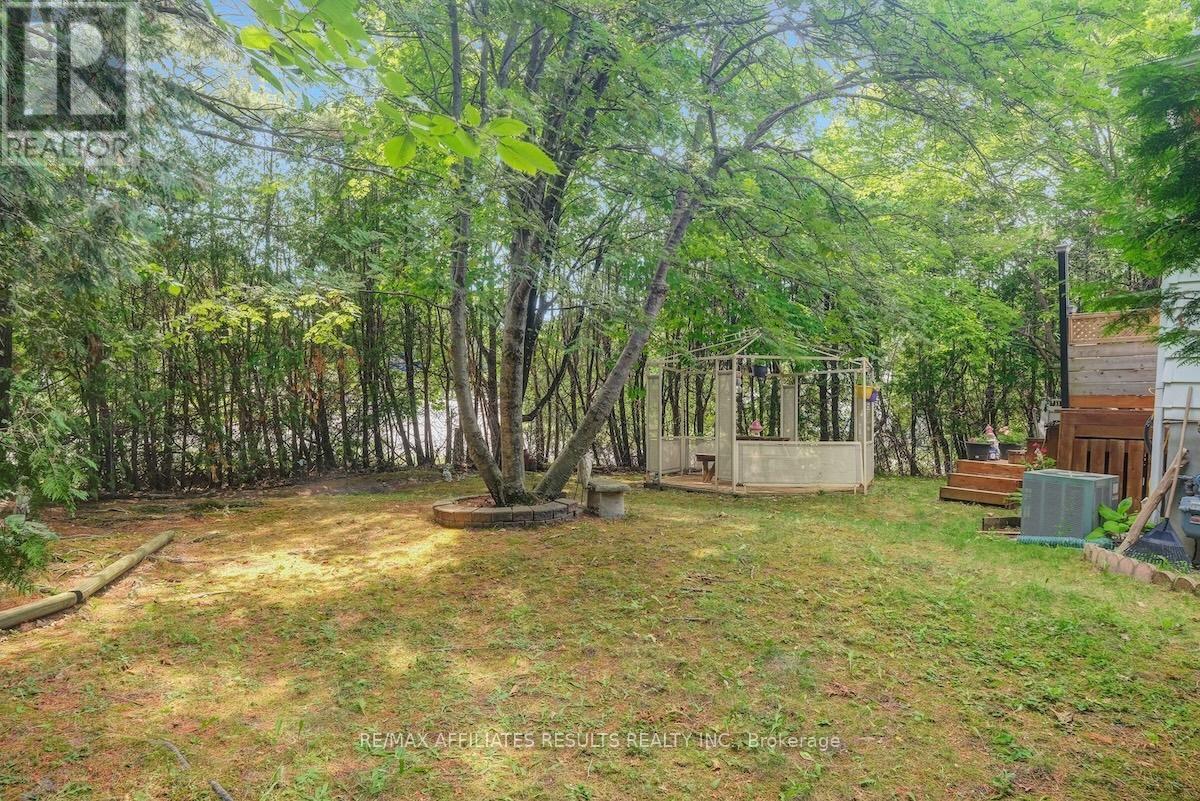 2 Wedgewood Crescent