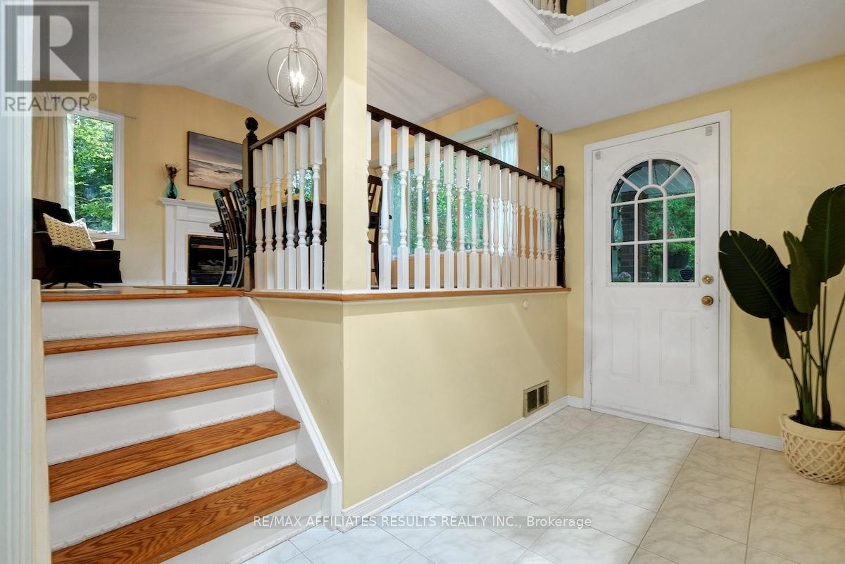 2 Wedgewood Crescent