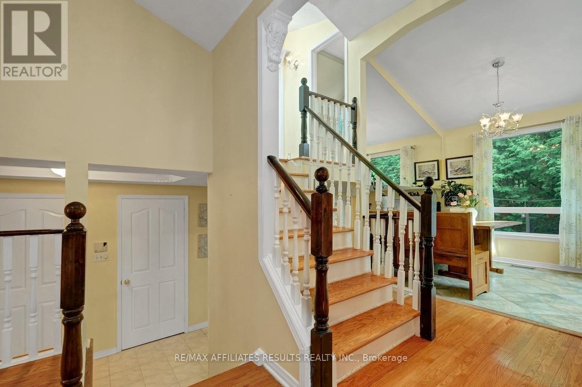 2 Wedgewood Crescent