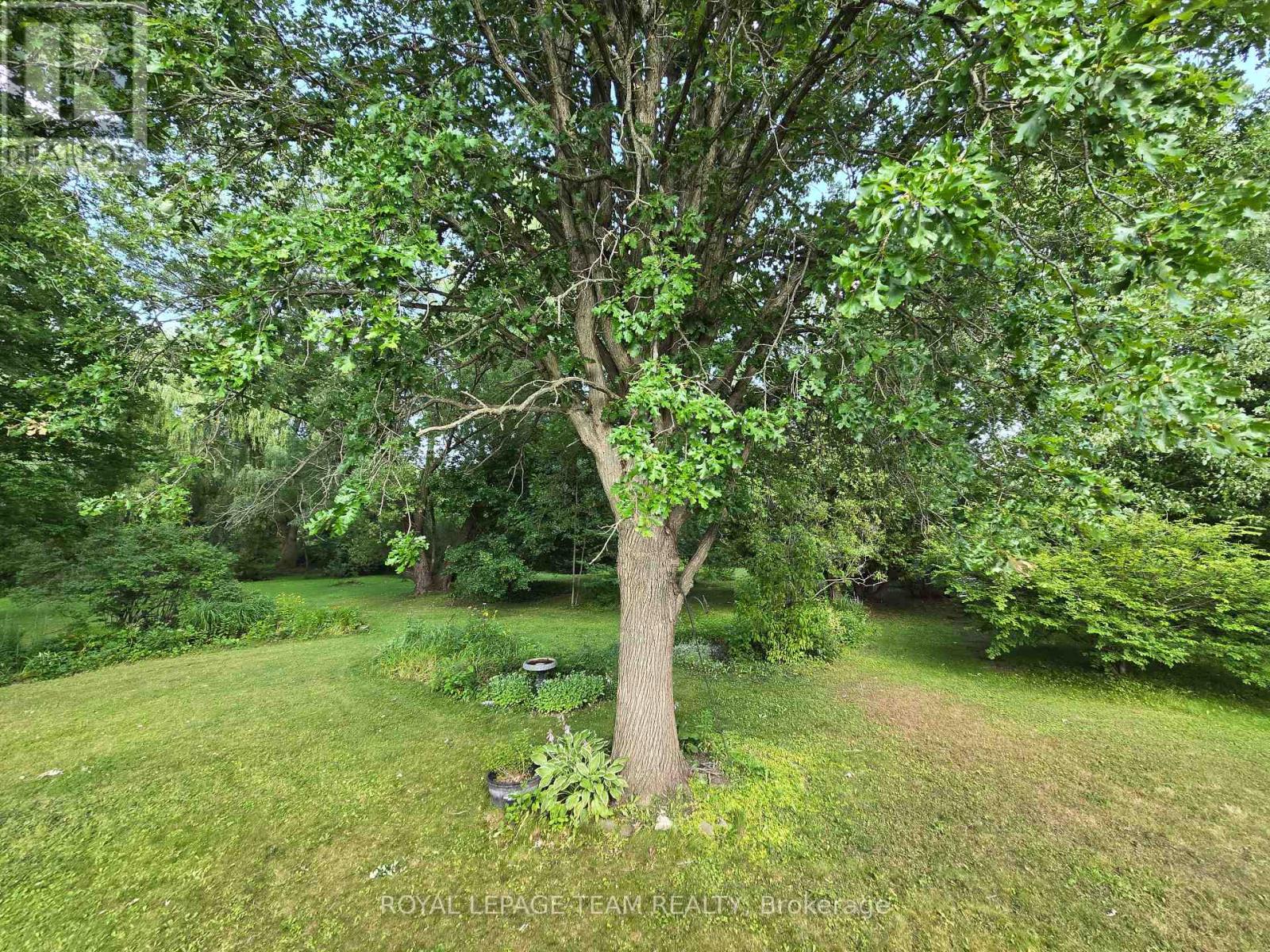 6481 Rideau Valley Drive N