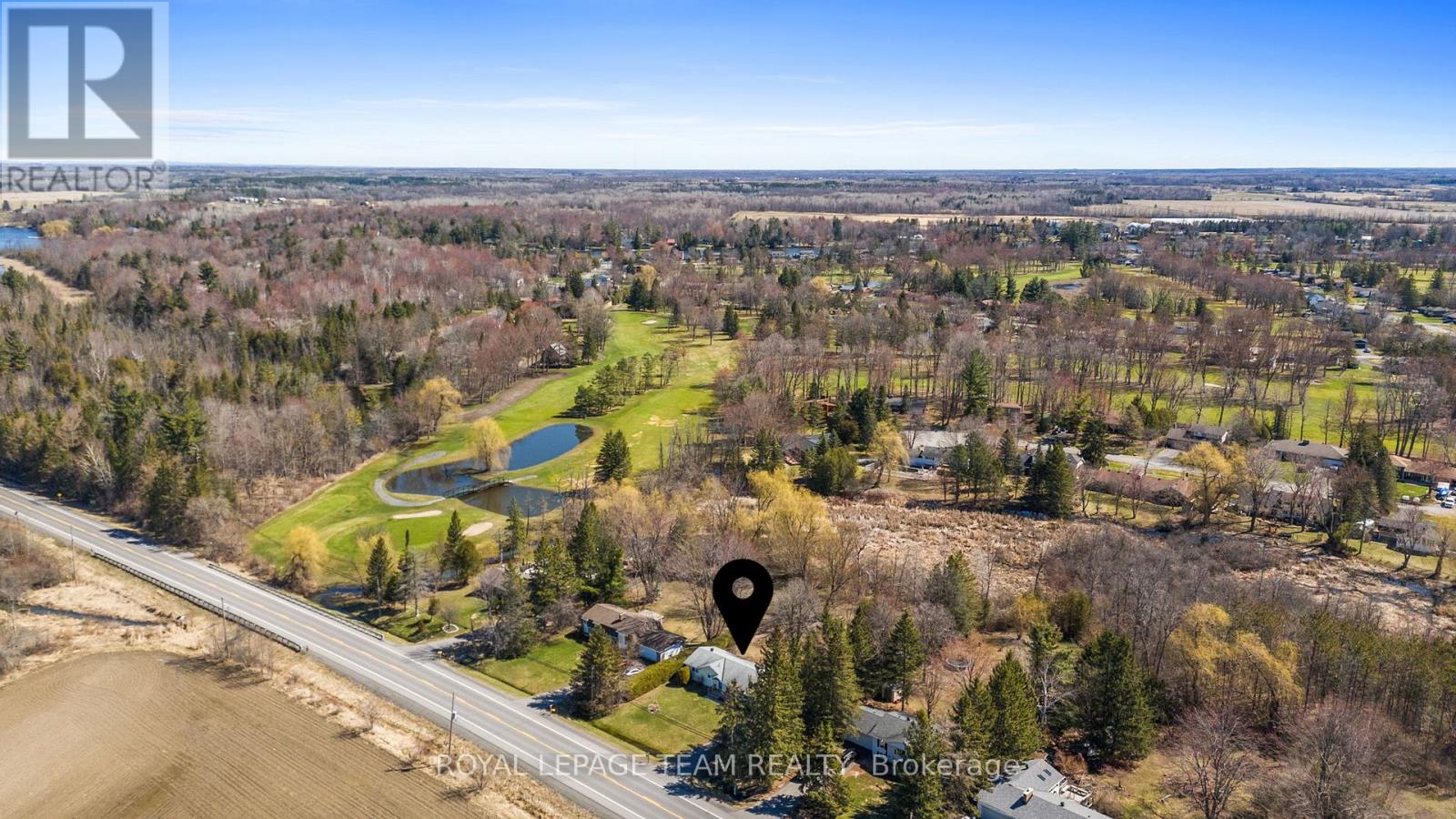 6481 Rideau Valley Drive N