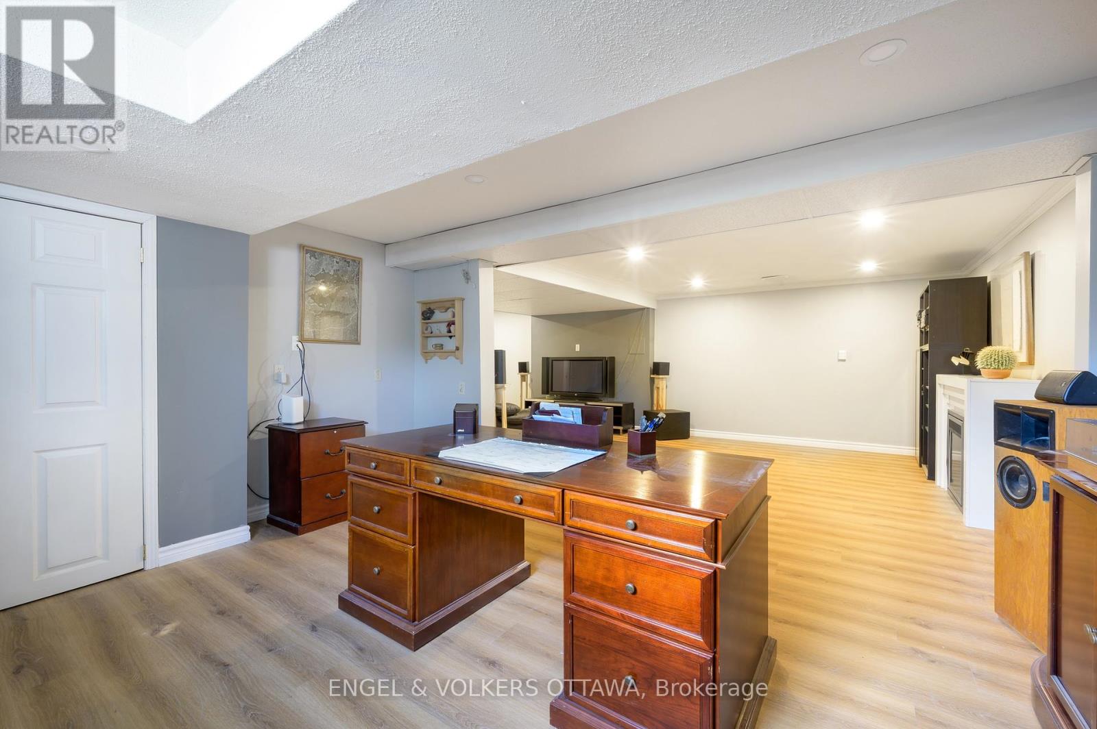 5608 Richmond Road