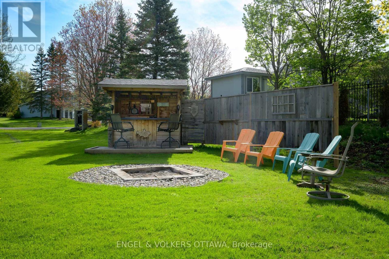 5608 Richmond Road