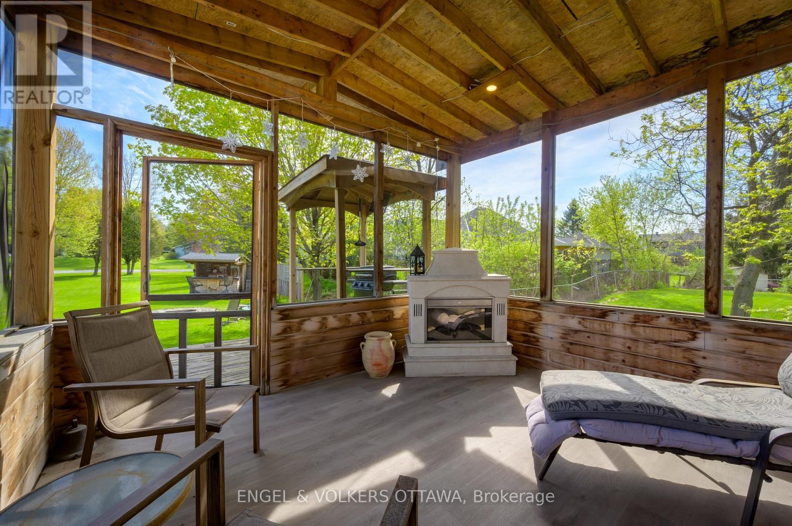 5608 Richmond Road