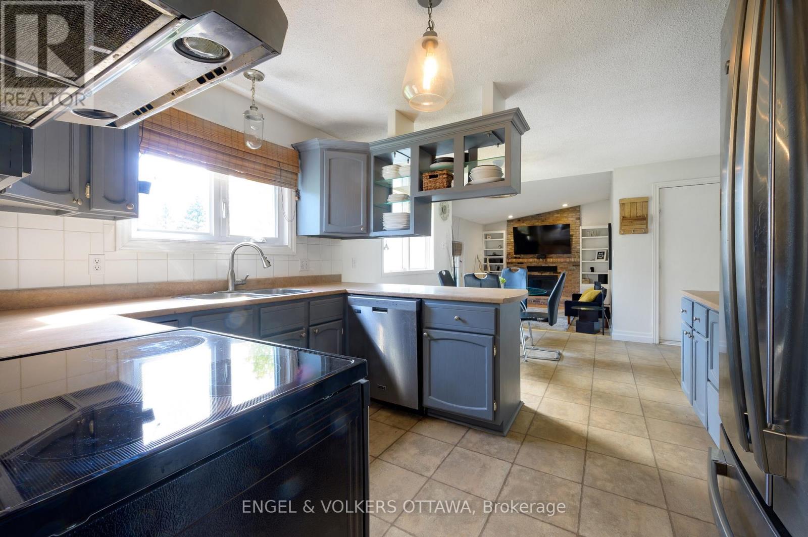 5608 Richmond Road