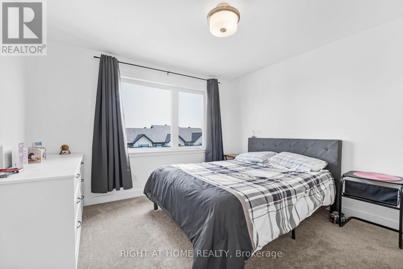 556 Tahoe Heights