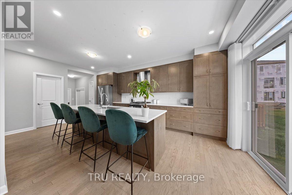 618 Galarneau Way