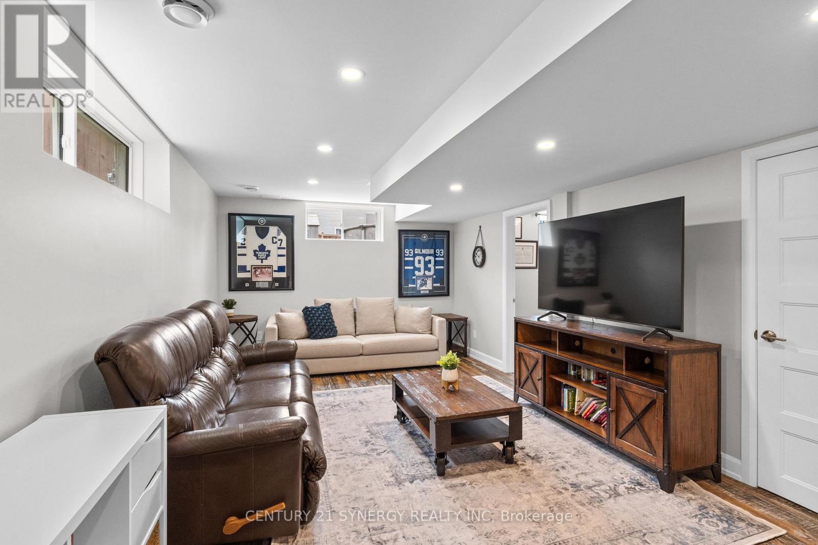 406 Provence Avenue