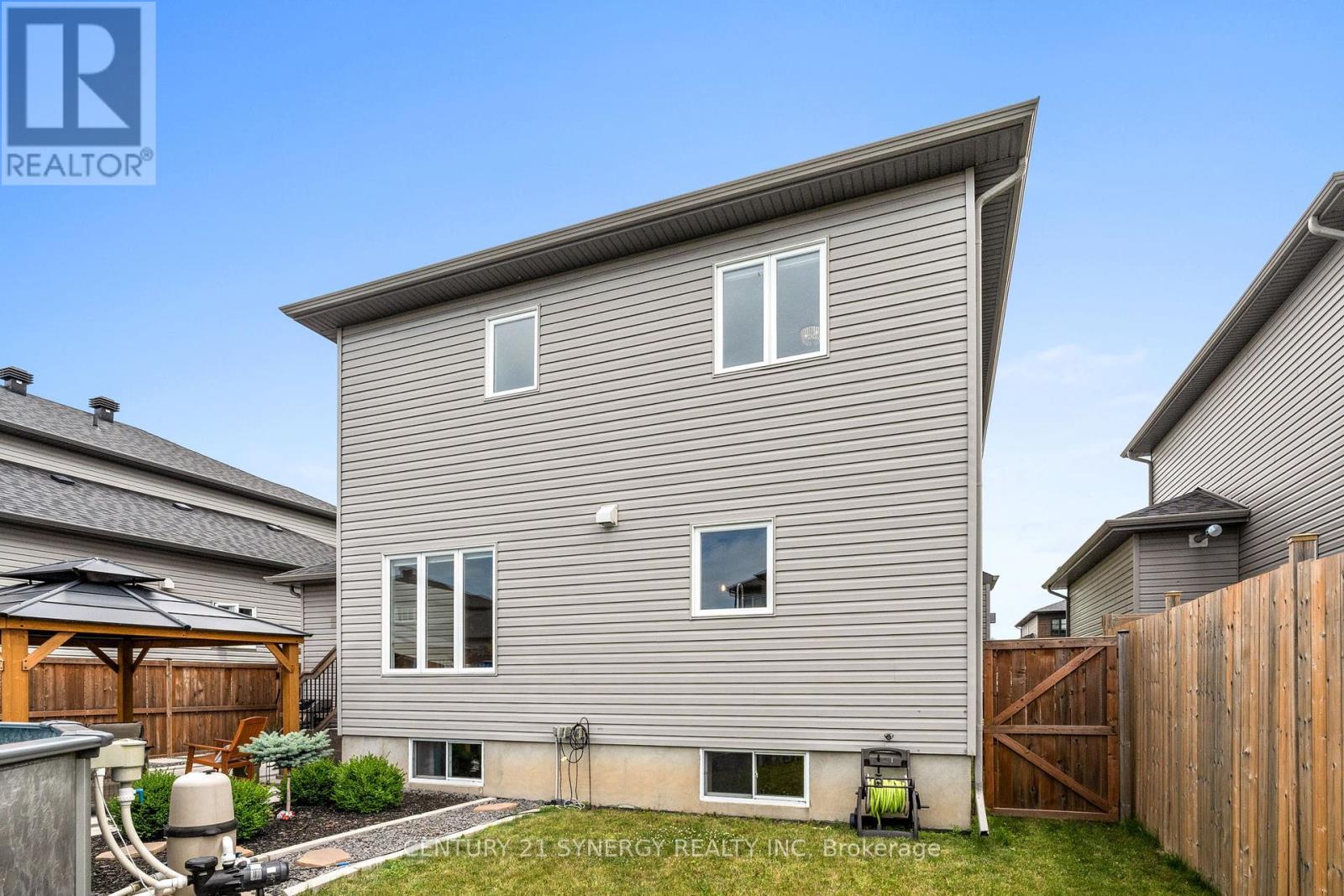 406 Provence Avenue
