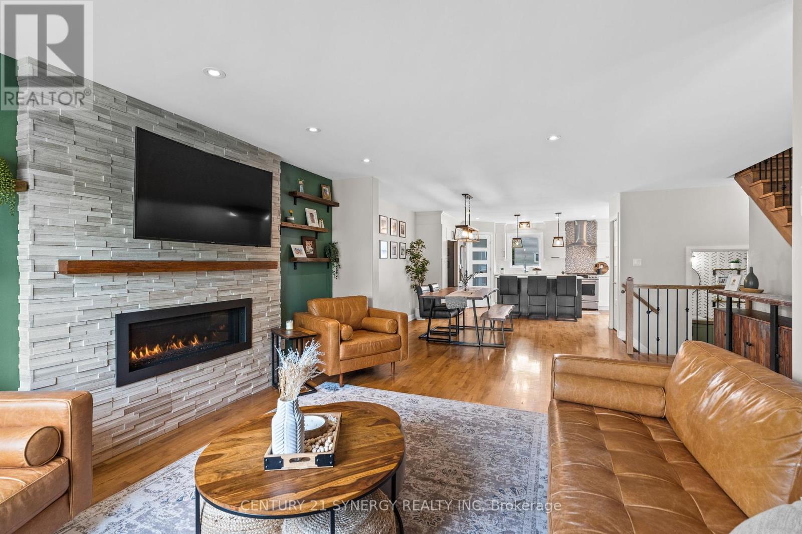 406 Provence Avenue