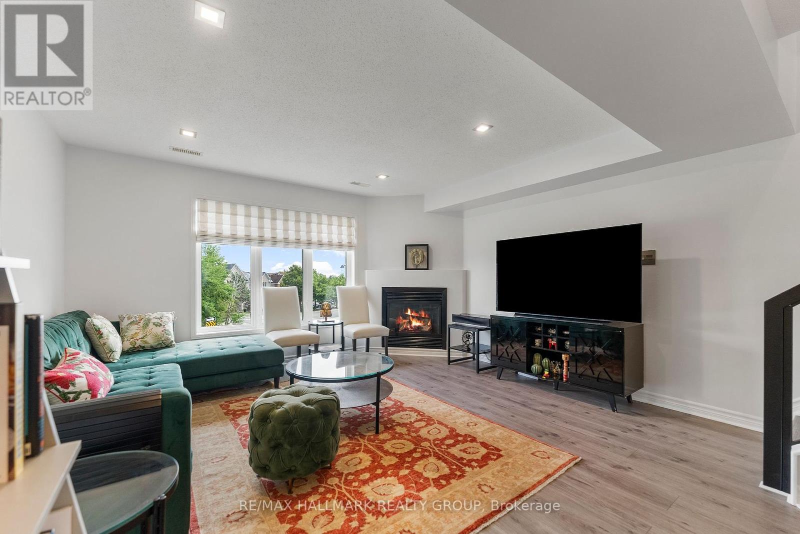 282 Cresthaven Drive