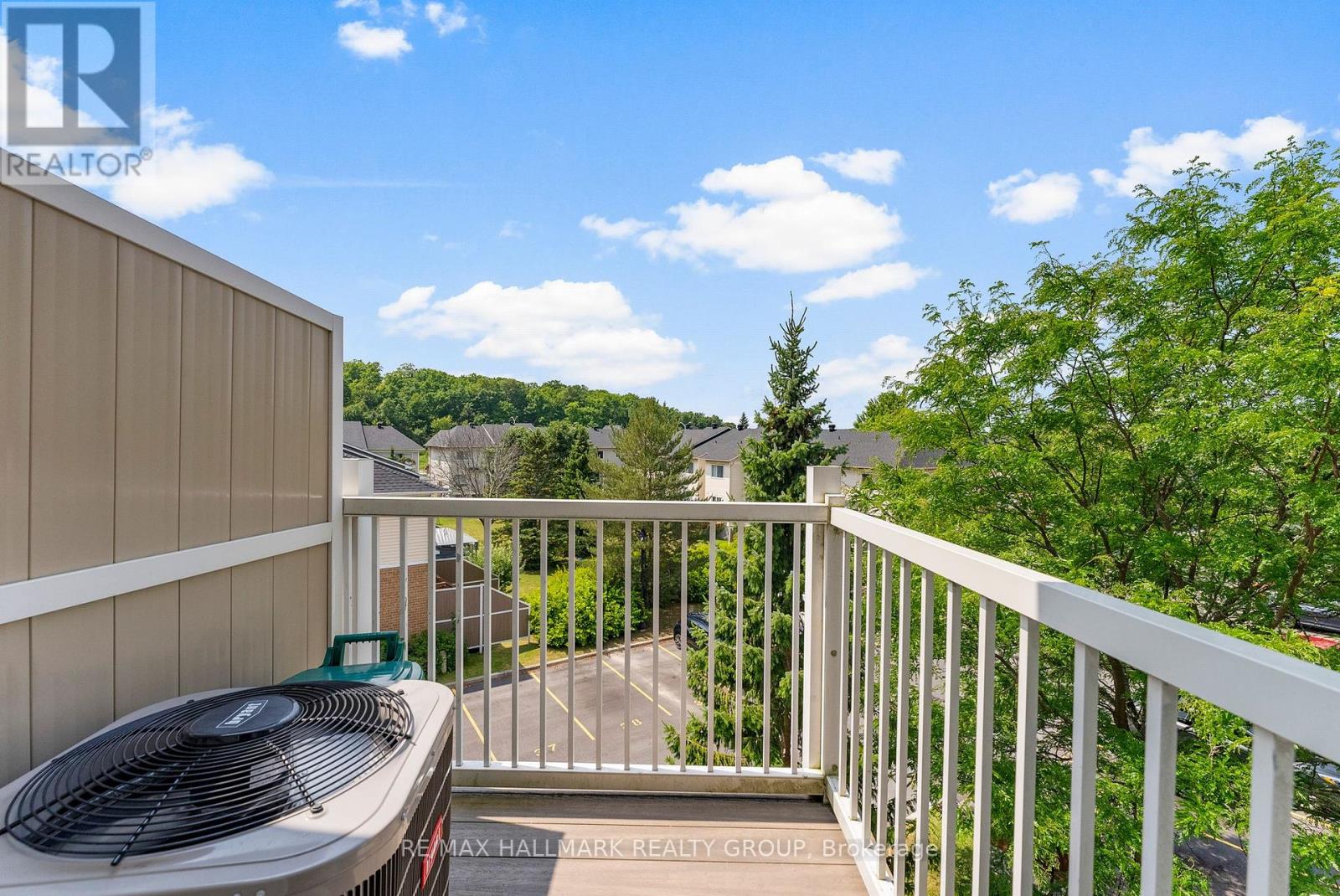 282 Cresthaven Drive
