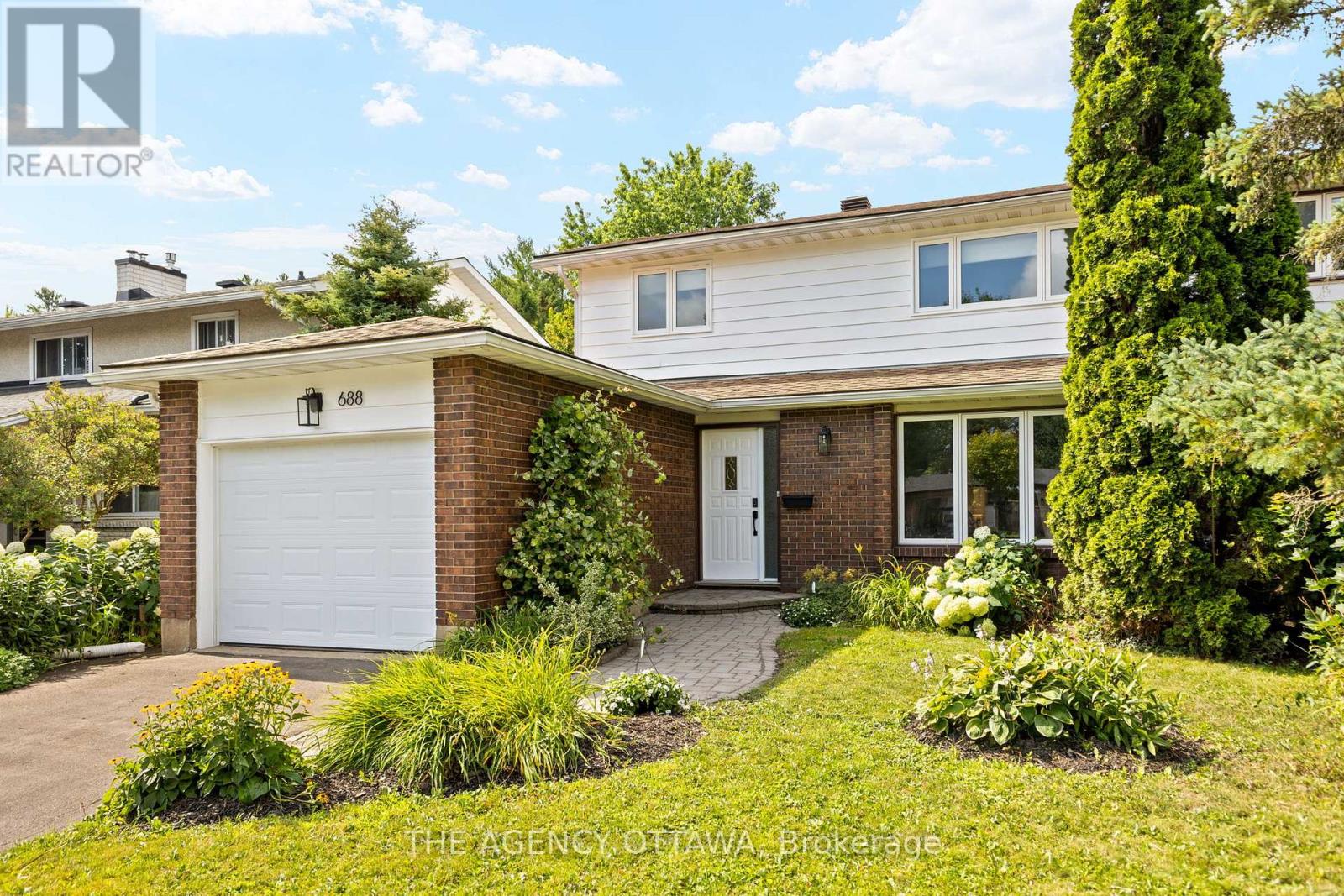 688 Laverendrye Drive