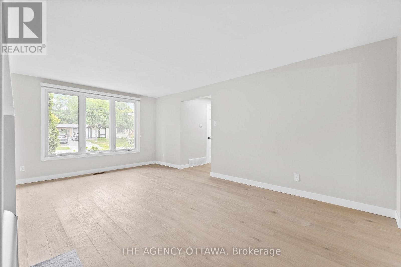 688 Laverendrye Drive