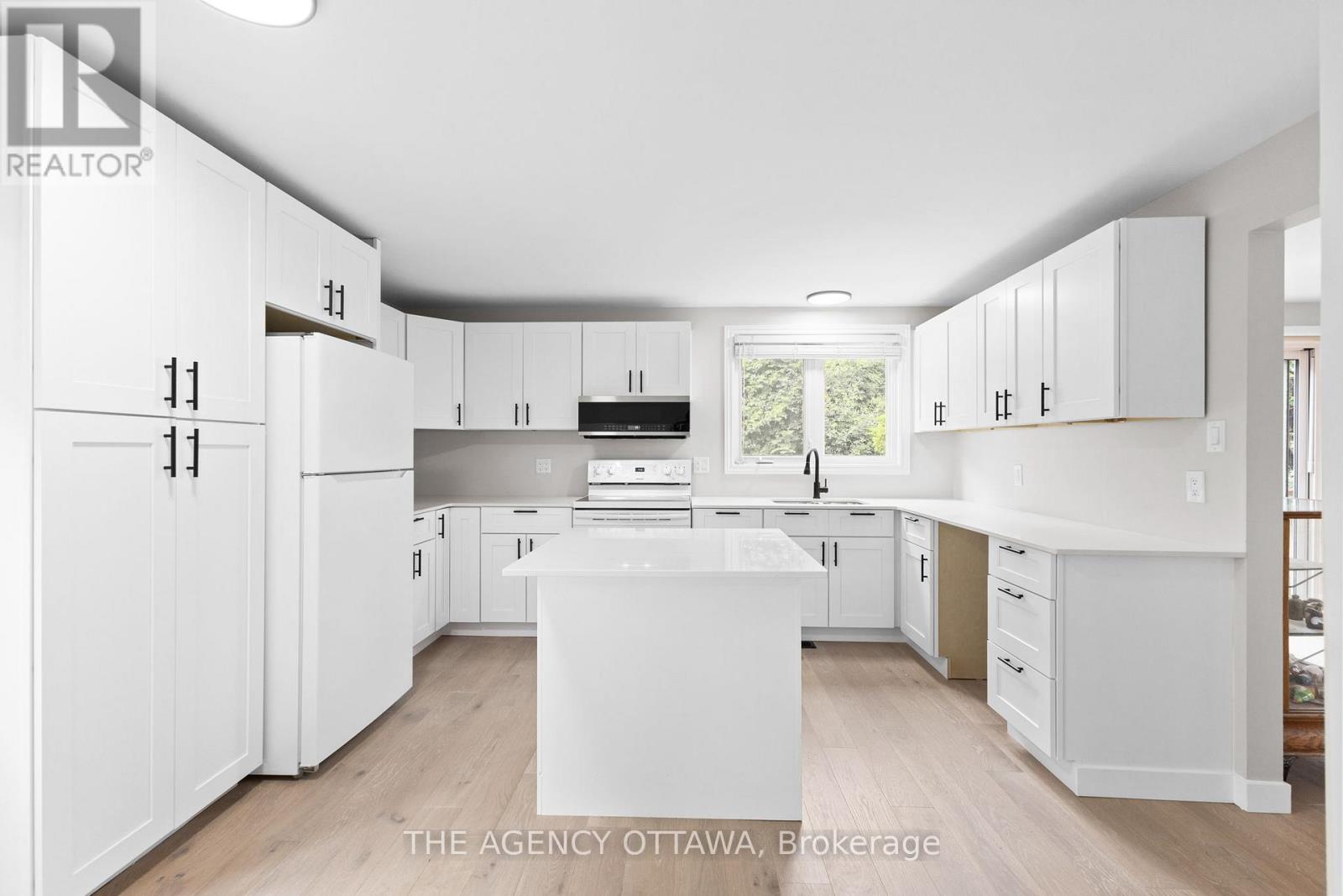 688 Laverendrye Drive