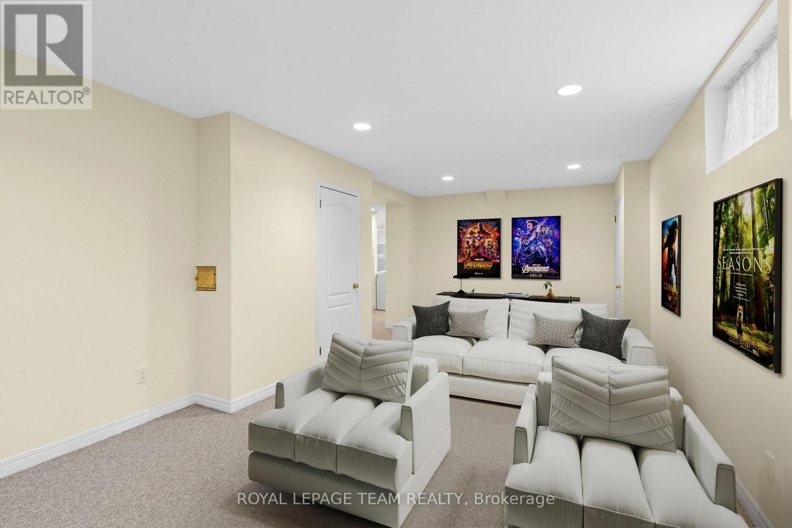 1952 Fairbanks Avenue