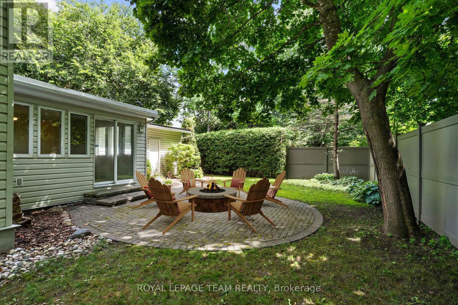 1952 Fairbanks Avenue