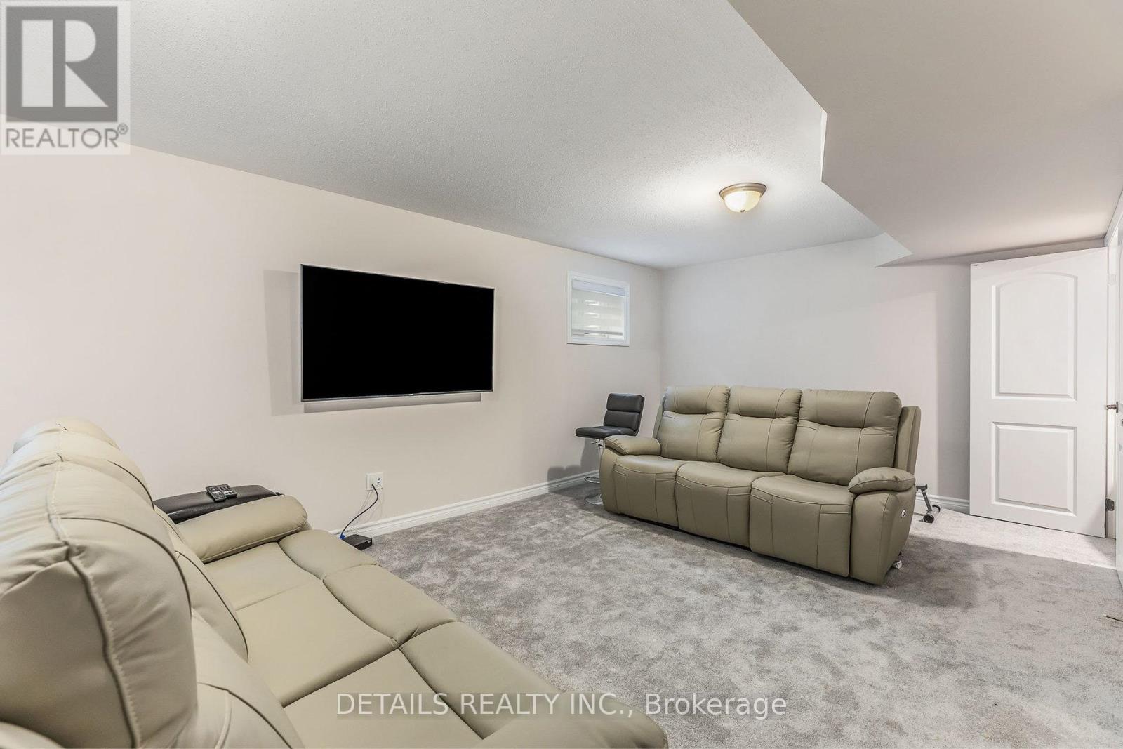 708 Vennecy Terrace
