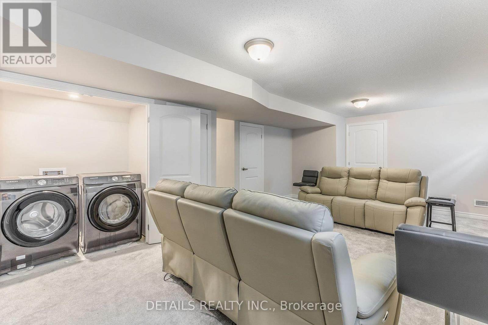 708 Vennecy Terrace