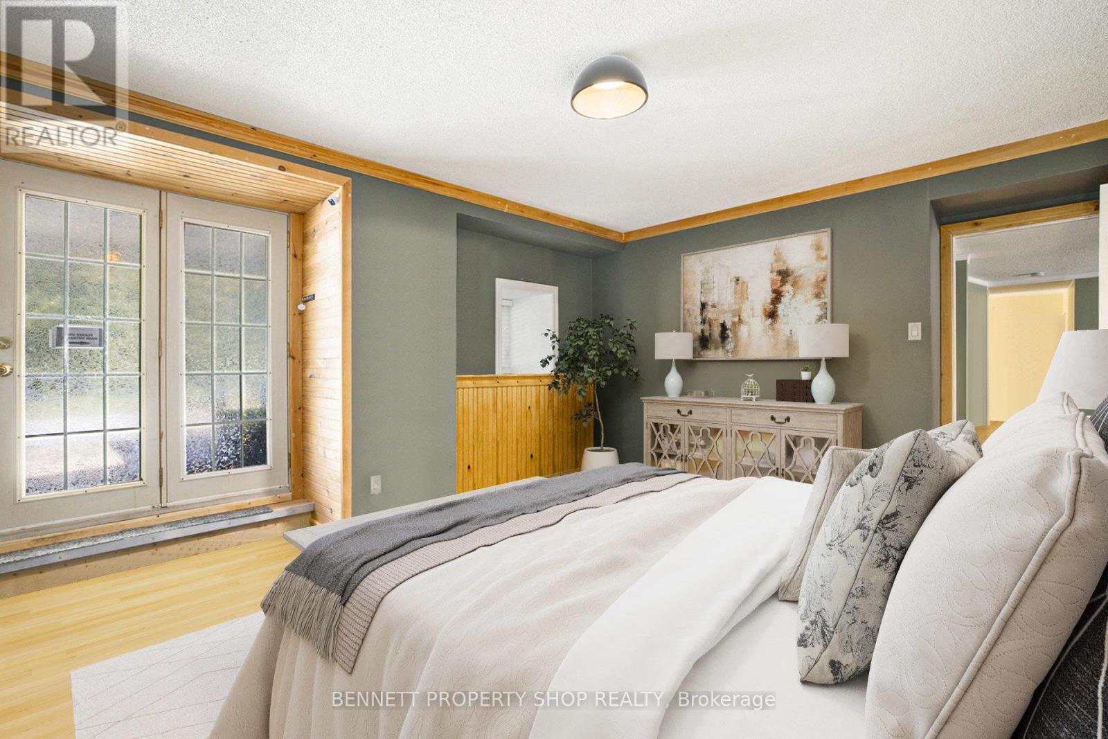 3834 Woodkilton Road