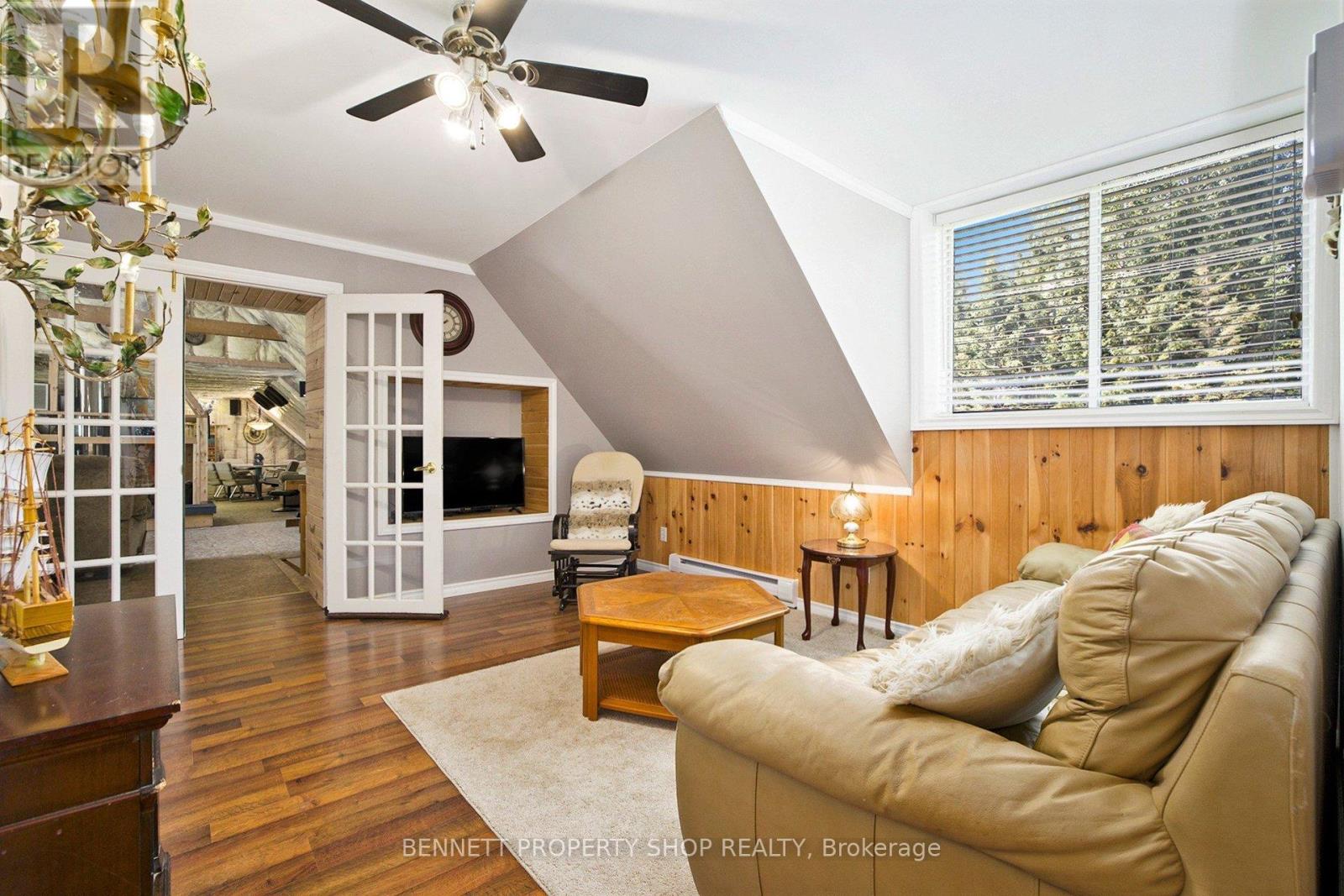 3834 Woodkilton Road