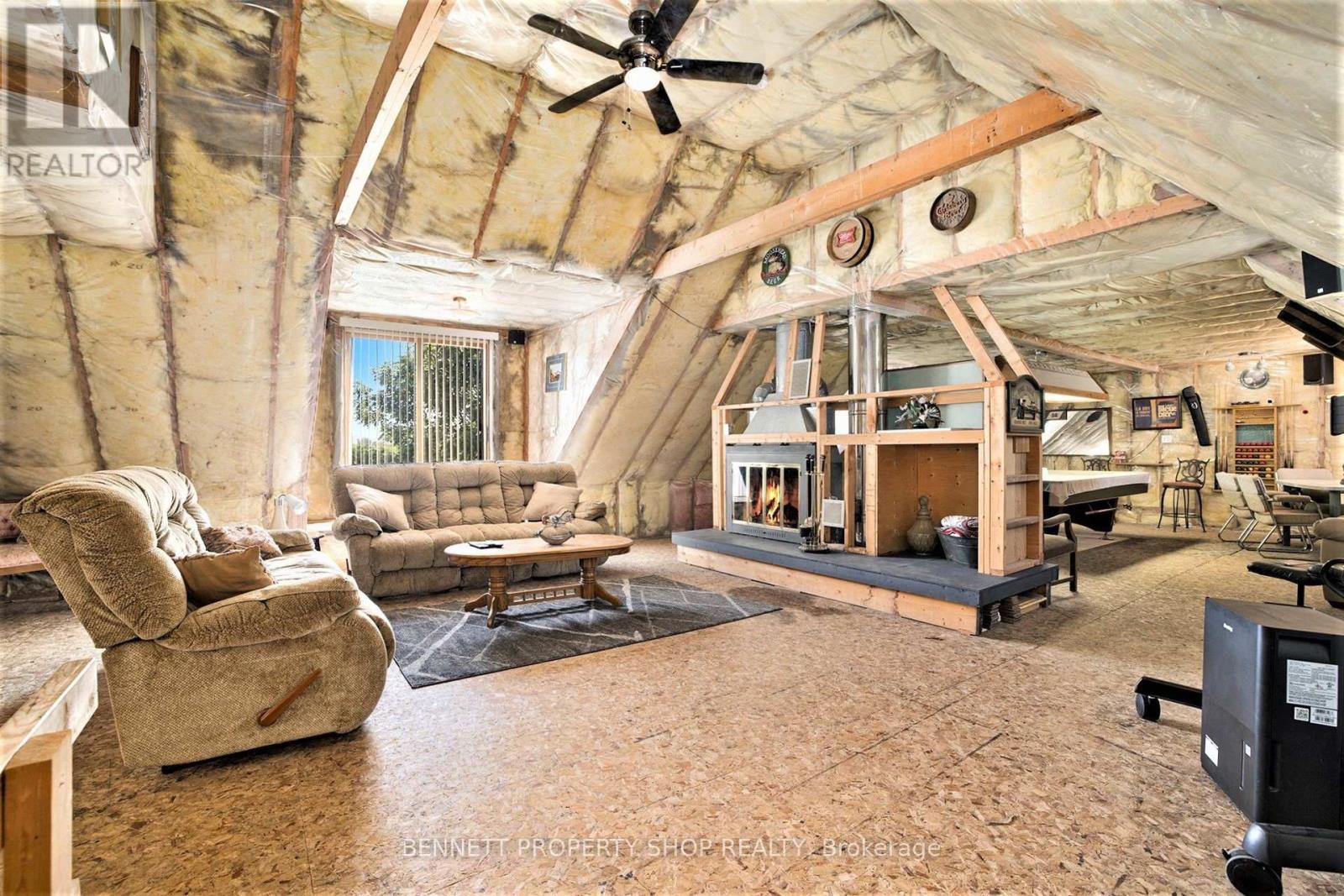 3834 Woodkilton Road