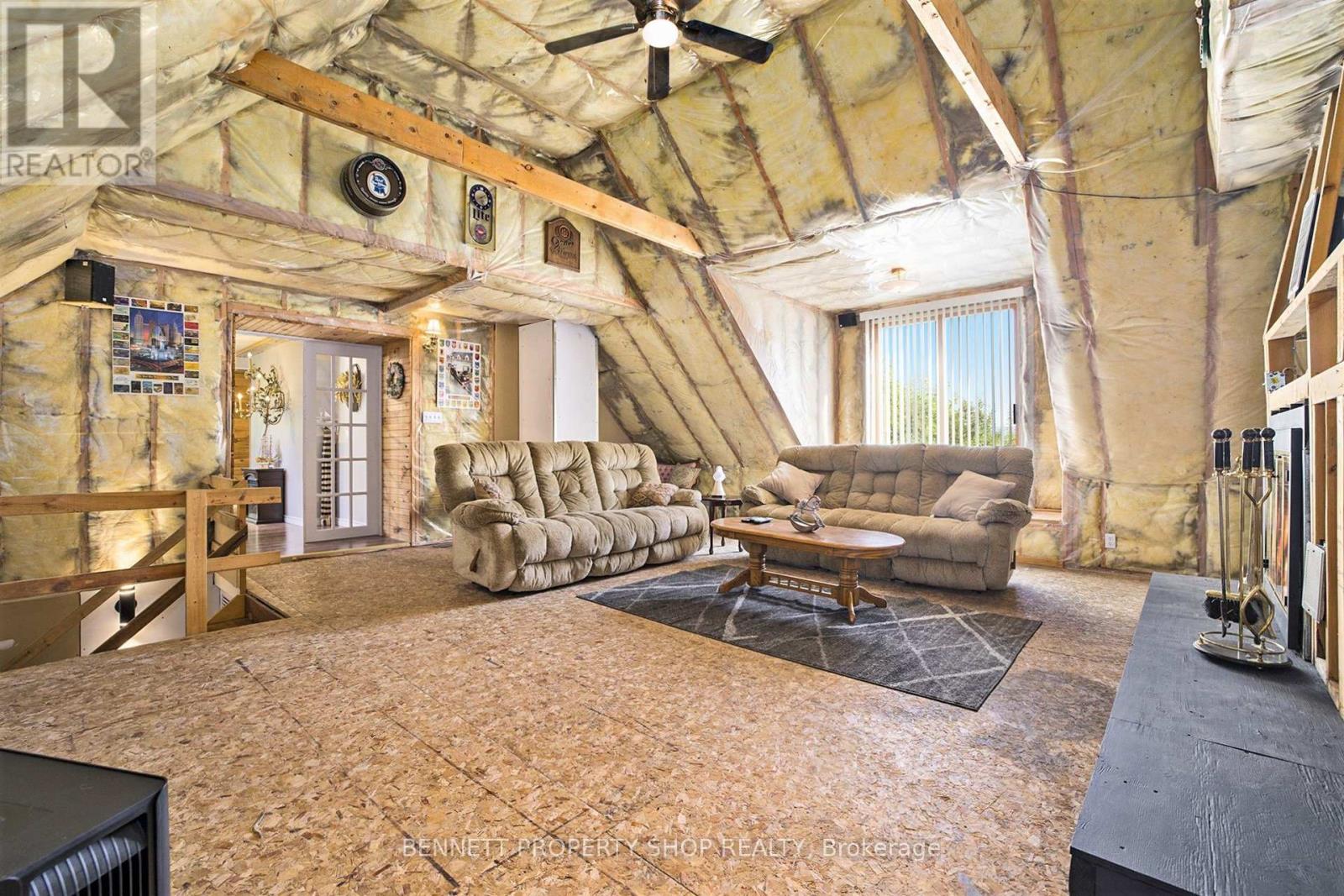 3834 Woodkilton Road