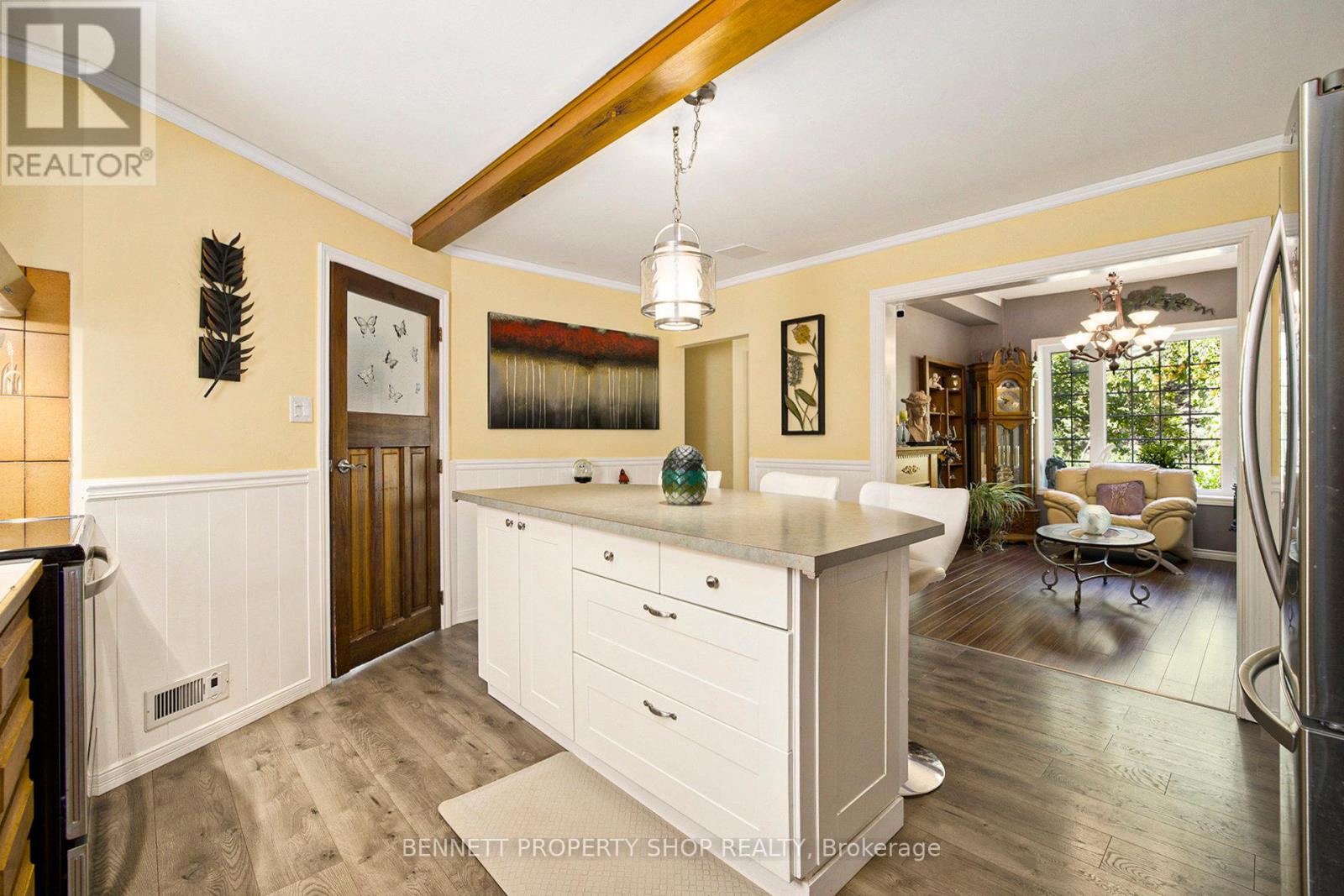 3834 Woodkilton Road