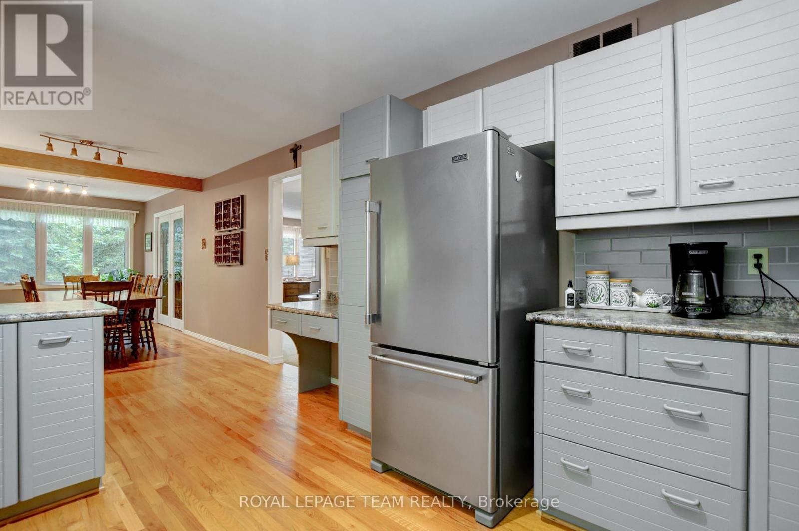 1043 County Rd 44 Road E