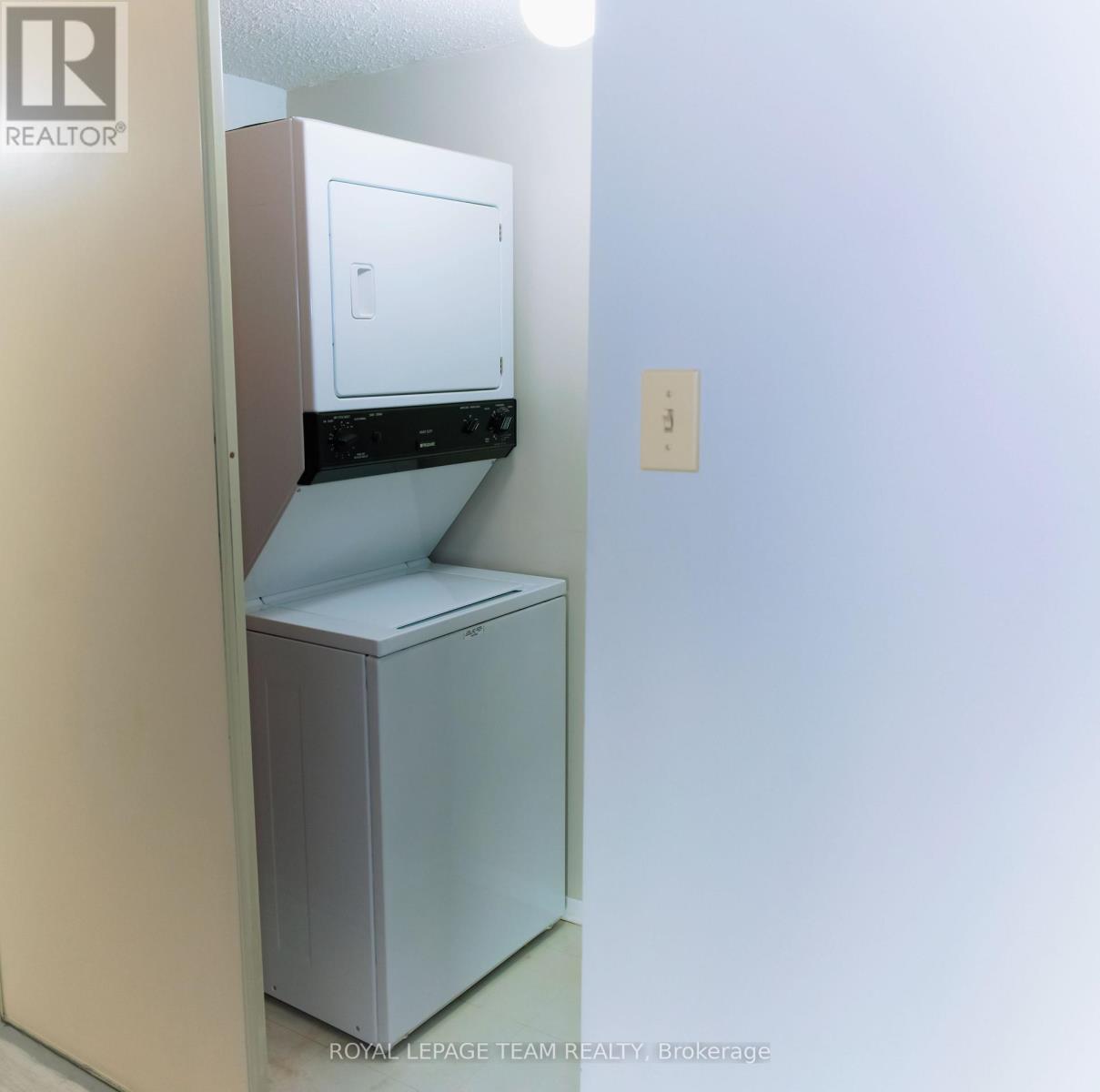 1516 - 2871 Richmond Road