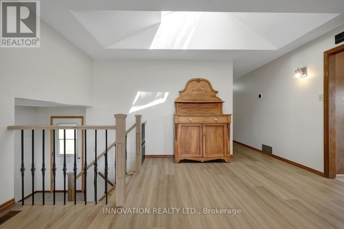 1565 Lindsay Road