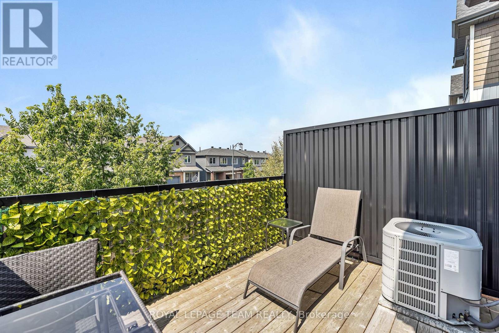 887 Kilbirnie Drive